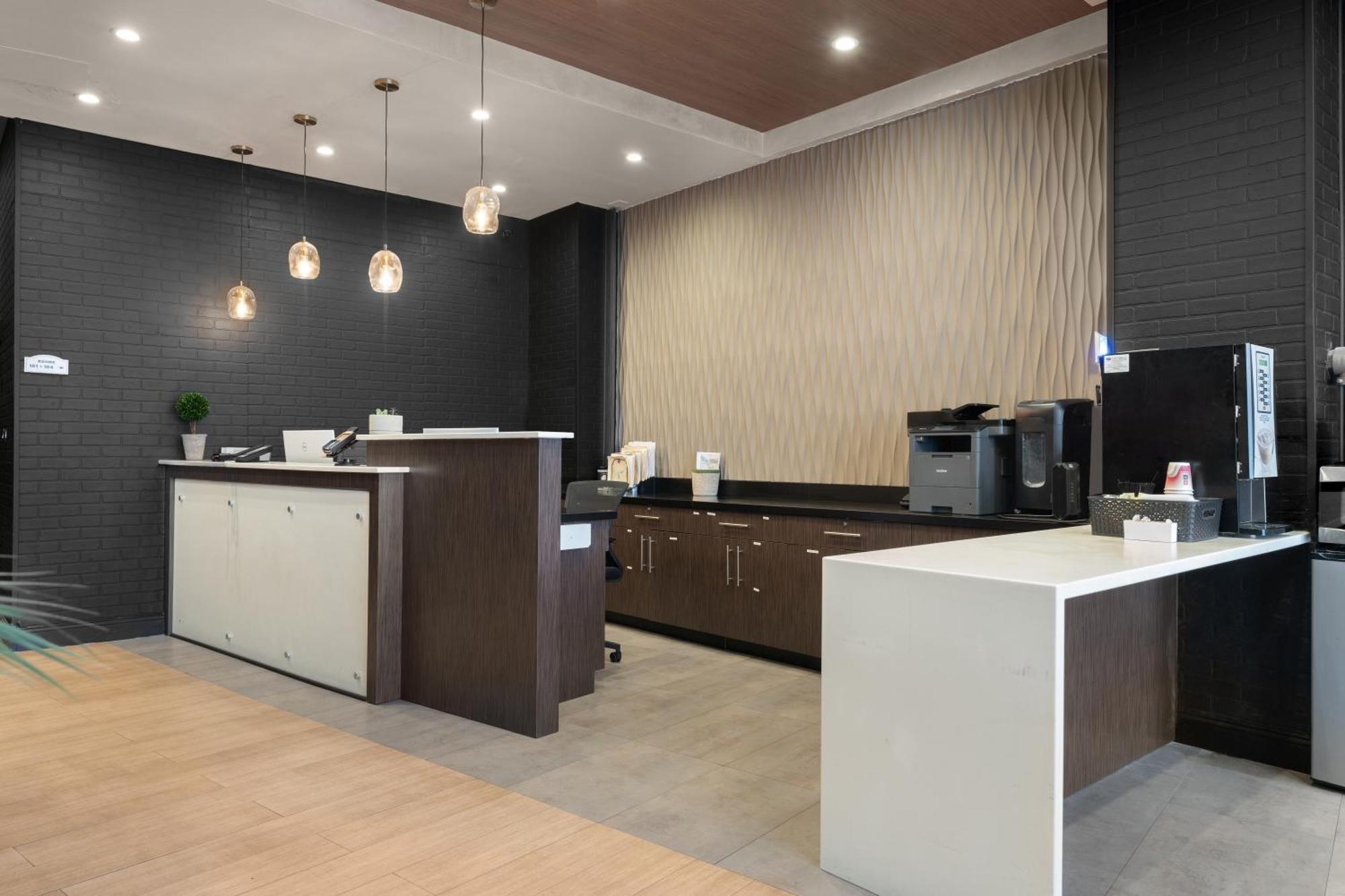 Quality Inn Center City Philadelphia Exterior photo