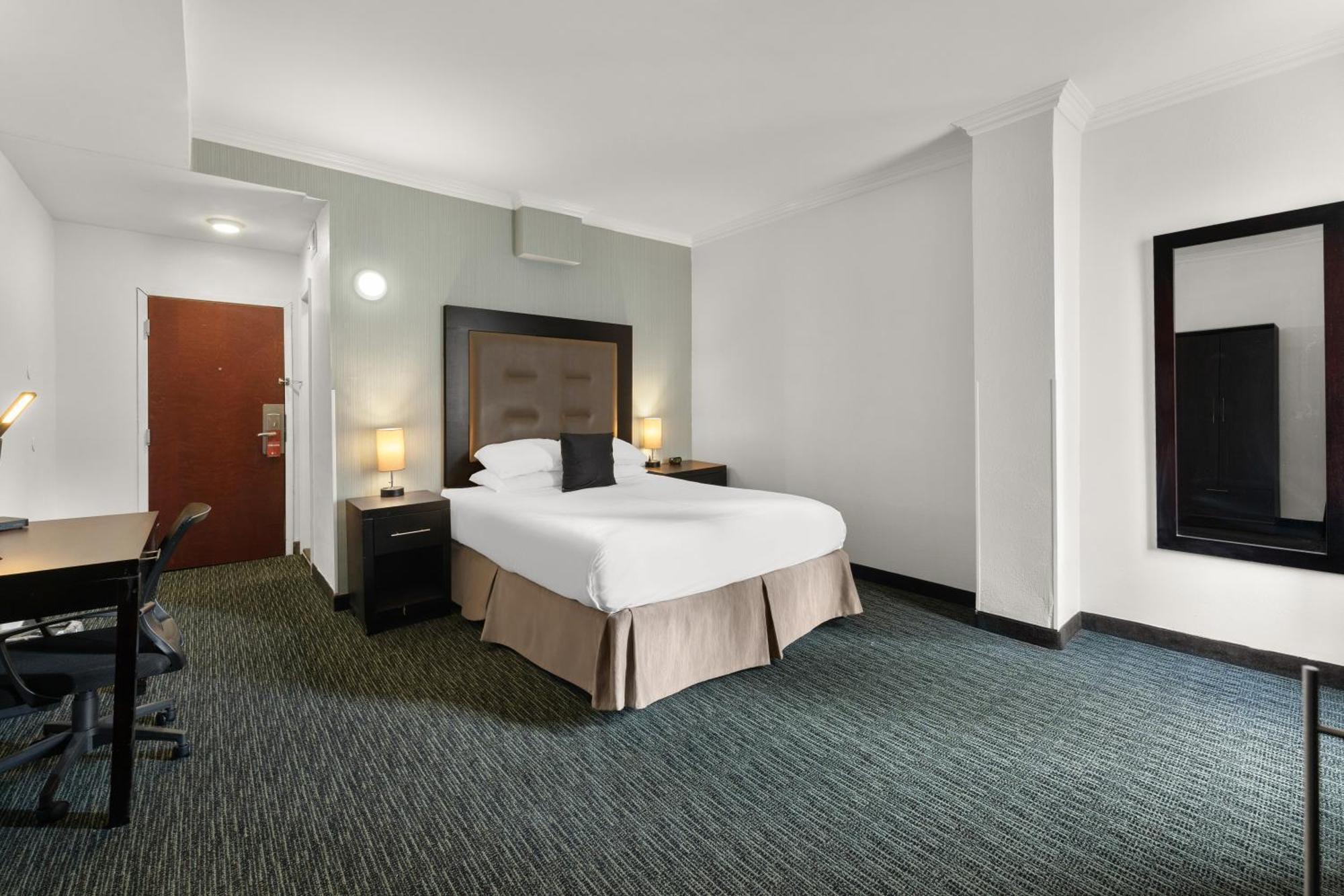 Quality Inn Center City Philadelphia Exterior photo