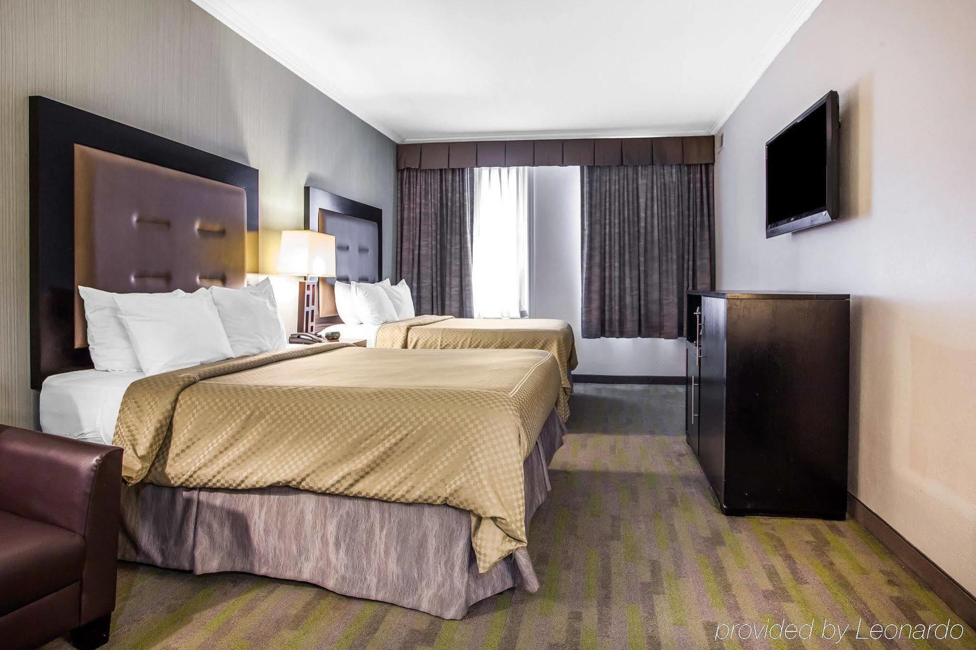 Quality Inn Center City Philadelphia Exterior photo